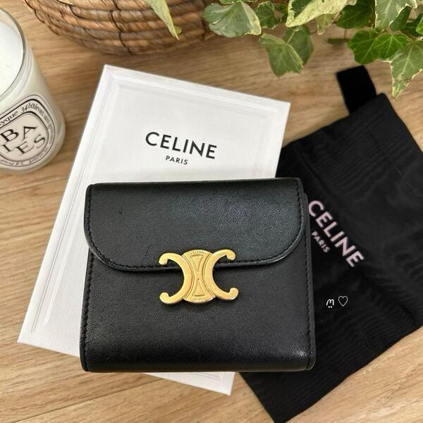 送料無料 CELINE セリーヌ スモールフラップウォレットトリオンフ 三つ折り財布ブラック