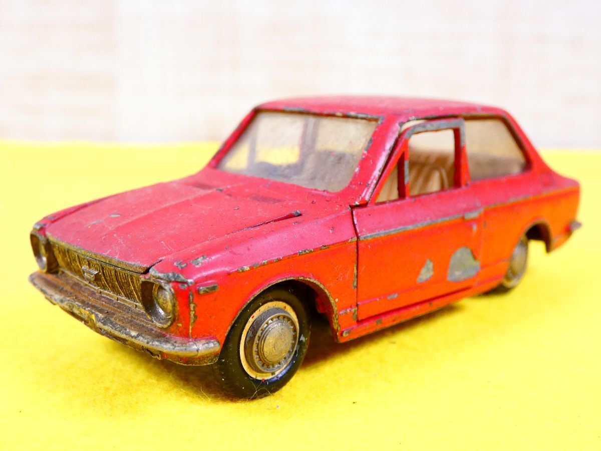 ダイヤペット当時物三菱デボネア1965年発売ターコイズレアカラー