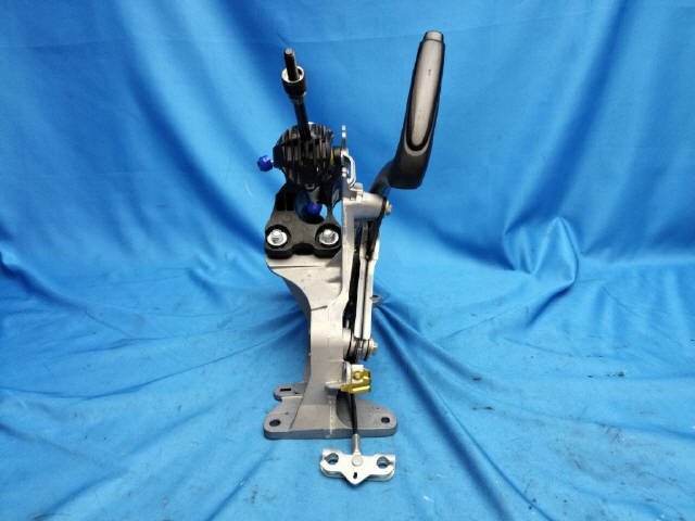 ホンダ シビックタイプR fd2 純正 シフトレバー 中古 シビック タイプR FD2 純正 シフトレバー - メルカリ