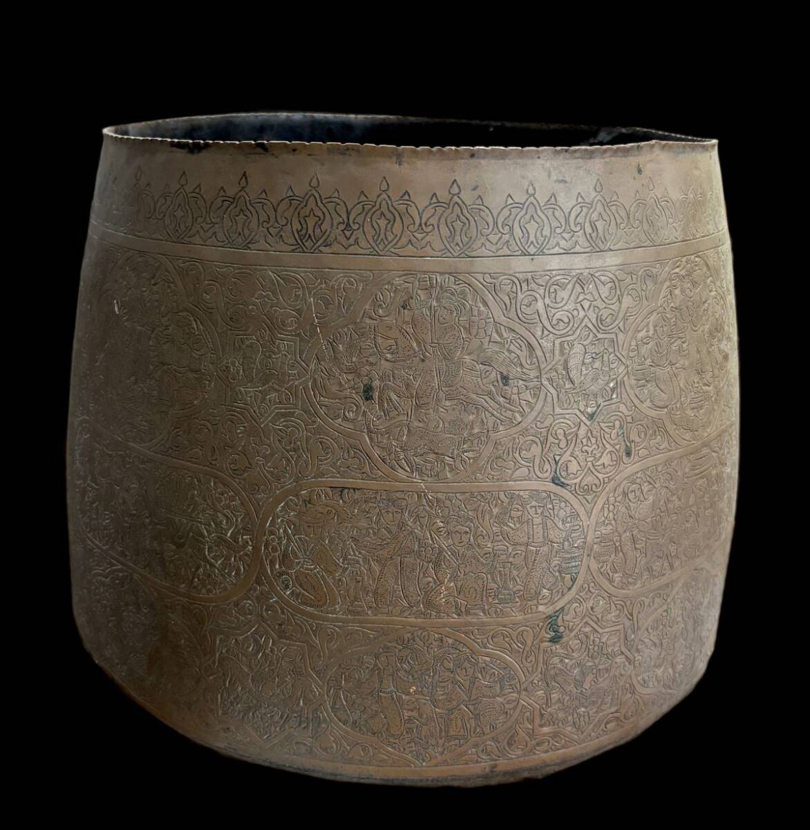 アンティーク　レトロ　大釜　特大 四尺引戸食器棚 キャビネット 収納棚 飾り棚 大正 昭和