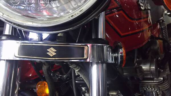 ■送料込み■ GS550E GS550G GS400 GSX400E三つ又エンブレム ステム エンブレム SUZUKI GS750GL GS750G
