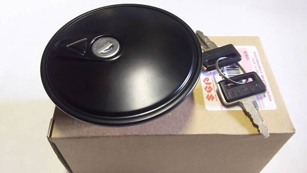 ◆送料込み◆ GSX1100S タンクキャップ SUZUKI ガソリンタンク GS110XD カタナ 刀