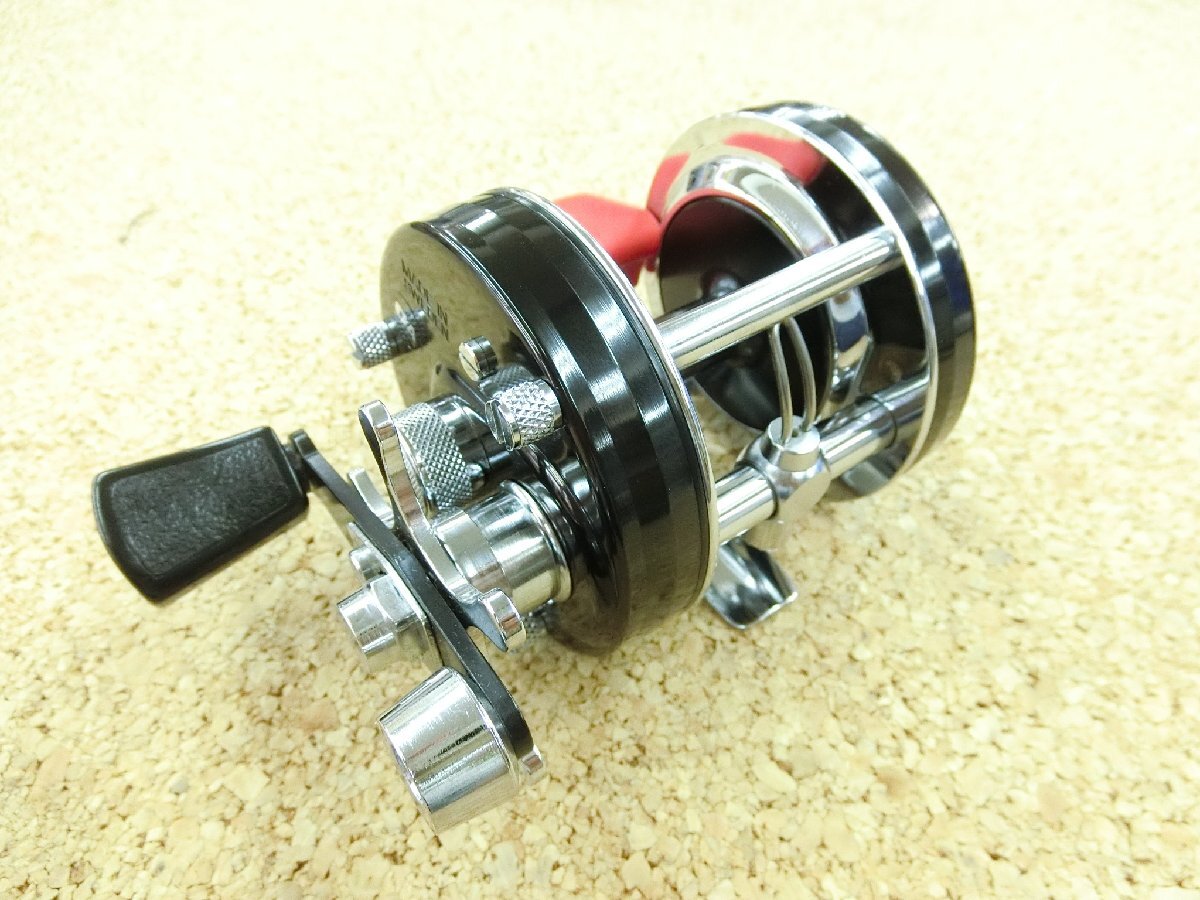 Abu Garcia Ambassadeur 5600 Plus Casting Reel w Graphite