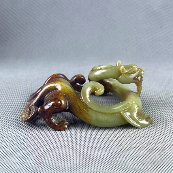 洛陽収集品 本物和田玉 原石 子石 透彫 戦漢龍像 置物 縁起物