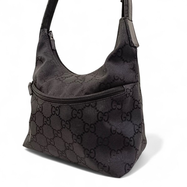 【美品】 正規品 GUCCI グッチ ワンショルダーバッグ GGキャンバス 黒 鞄 ブラック ハンドバッグ 肩掛け レザー 冠婚葬祭 革 シルバー金具