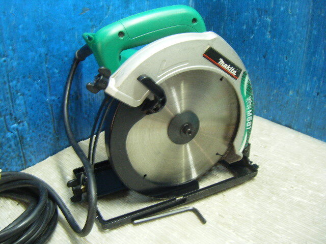 makita 丸ノコ M581 190mmブレーキ付き makita 丸ノコ M581 190mm ブレーキ付き｜Yahoo!フリマ（旧