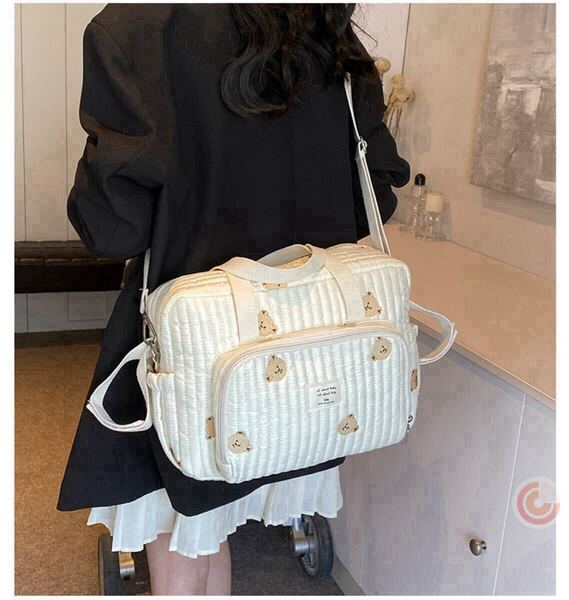 【新品】オフホワイト くまさん ショルダーバッグ マザーズバッグ マザーズバッグ トートバッグ