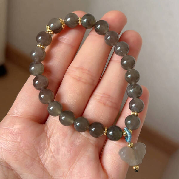 ◇和田玉◇ブレスレット◇蝶形 彫刻◇パワーストーン◇天然石◇翡翠・ヒスイ◇巾着袋付き◇プレゼントにも 035B662