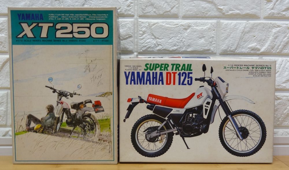 BANDAI (バンダイ) 1/12スケールバイクプラモデル YAMAHA XT250