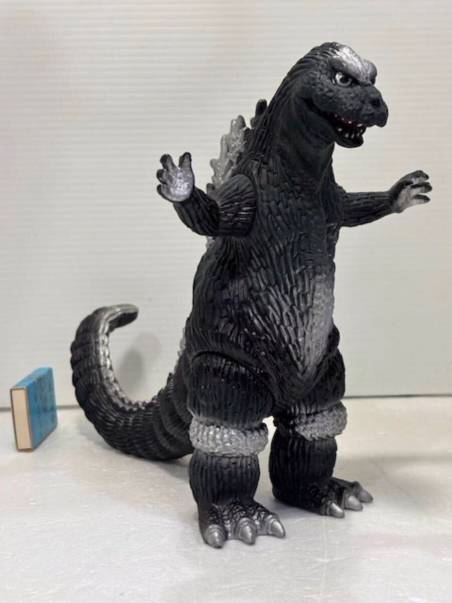 Yahoo!オークション -「ゴジラ ソフビ 1983」(フィギュア) の