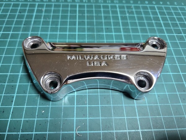 ■美品/即決/送料無料■ハーレーダビッドソン/純正ライザークランプ/ミルウォーキーUSA Milwaukee-USA/1インチハンドル用/クロームC