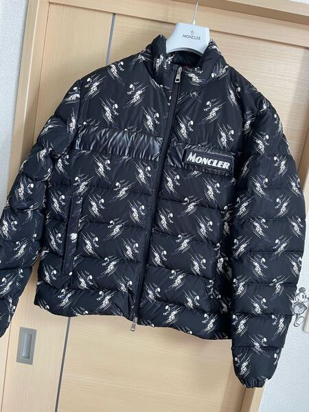 限界値下げ☆超美品おまけ付☆国内正規品モンクレールSERVIERES ダウンジャケットT2 MONCLER