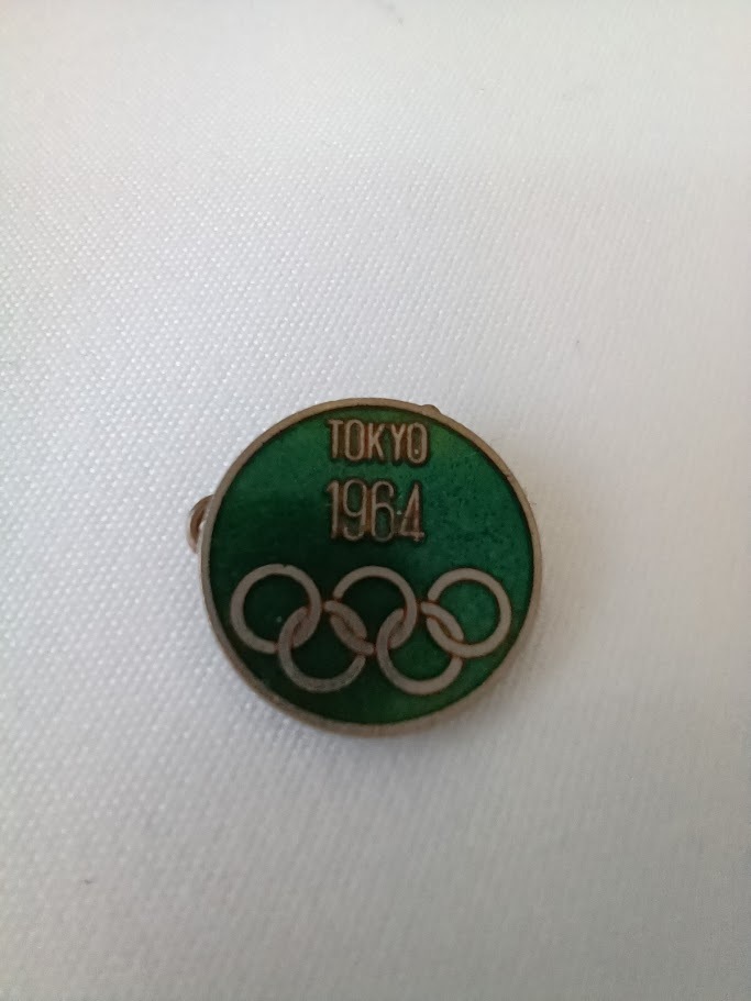 ★希少1964年開催東京五輪エンブレム★ 五輪マークのバッチ 美品 2025年最新】Yahoo!オークション -東京オリンピック バッチ 1964