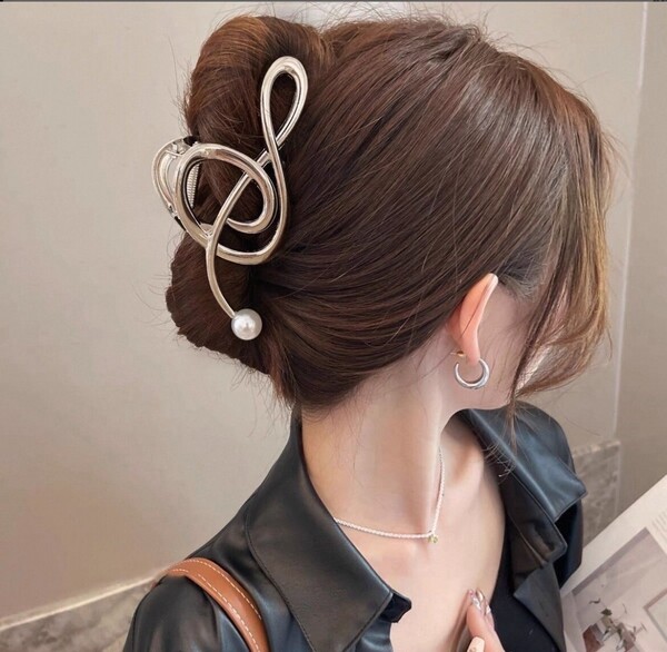 ヘアクリップ 大きめ バンスクリップ へあくりっぷ 大きめしっかり オフィス 髪留め ト音記号 音符 ヘアアクセサリ 金 銀 黒