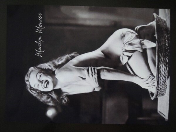 A4 額付き ポスター マリリンモンロー Marilyn Monroe グラビア 無名時代 フォト