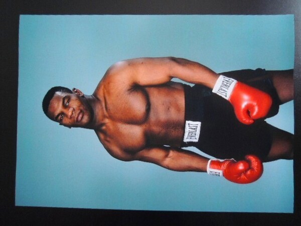 A4 額付き ポスター マイクタイソン MIKE TYSON グローブ EVERLAST ボクシング 写真