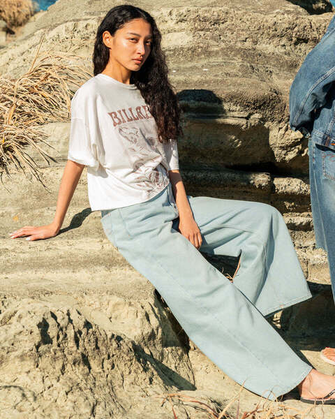 ★送料無料★2025春夏 新品【BILLABONG/ビラボン】GRAPHIC WIDE LOOSE CROPPED TEE Tシャツ WCP レディースM BF01C213