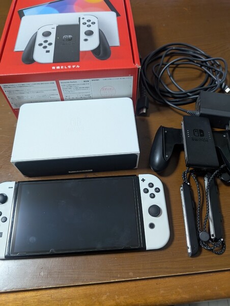 Nintendo Switch 有機ELモデル ホワイト 任天堂 スイッチ 中古品