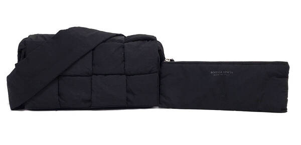 J861◆超美品【ボッテガヴェネタ】マキシイントレ パデットテック カセット ショルダーバッグ◆ナイロン 斜め掛け ユニセックス 黒