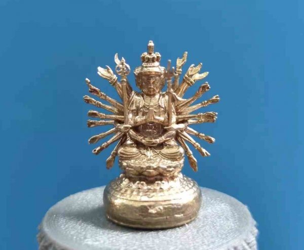 古い、千手観音菩薩、骨董 楽天市場】仏像・八体仏 高岡鋳物 千手観音菩薩 15cm (BZ-001