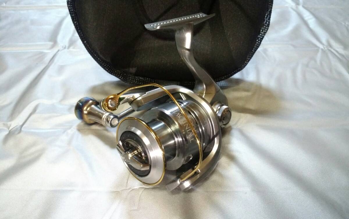 11ツインパワー 4000XG シマノ SHIMANO 02699 釣り用品 リール