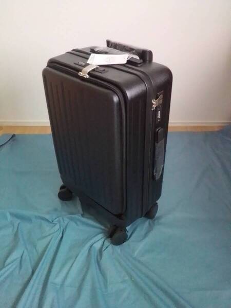 キャリーバッグ 3泊~5泊(目安)Mサイズ相当 50L相当 黒 ブラック 新品未使用品 ダイヤルロック スーツケース キャリーケース