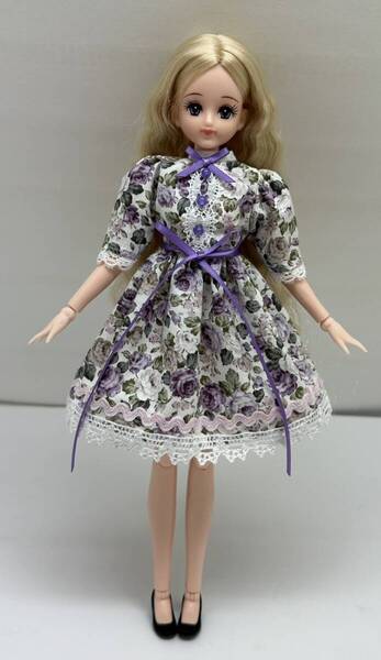 リカちゃんキャッスル 27センチドール ジェニー ハンドメイド洋服 管理6−7−2レース上ピンク
