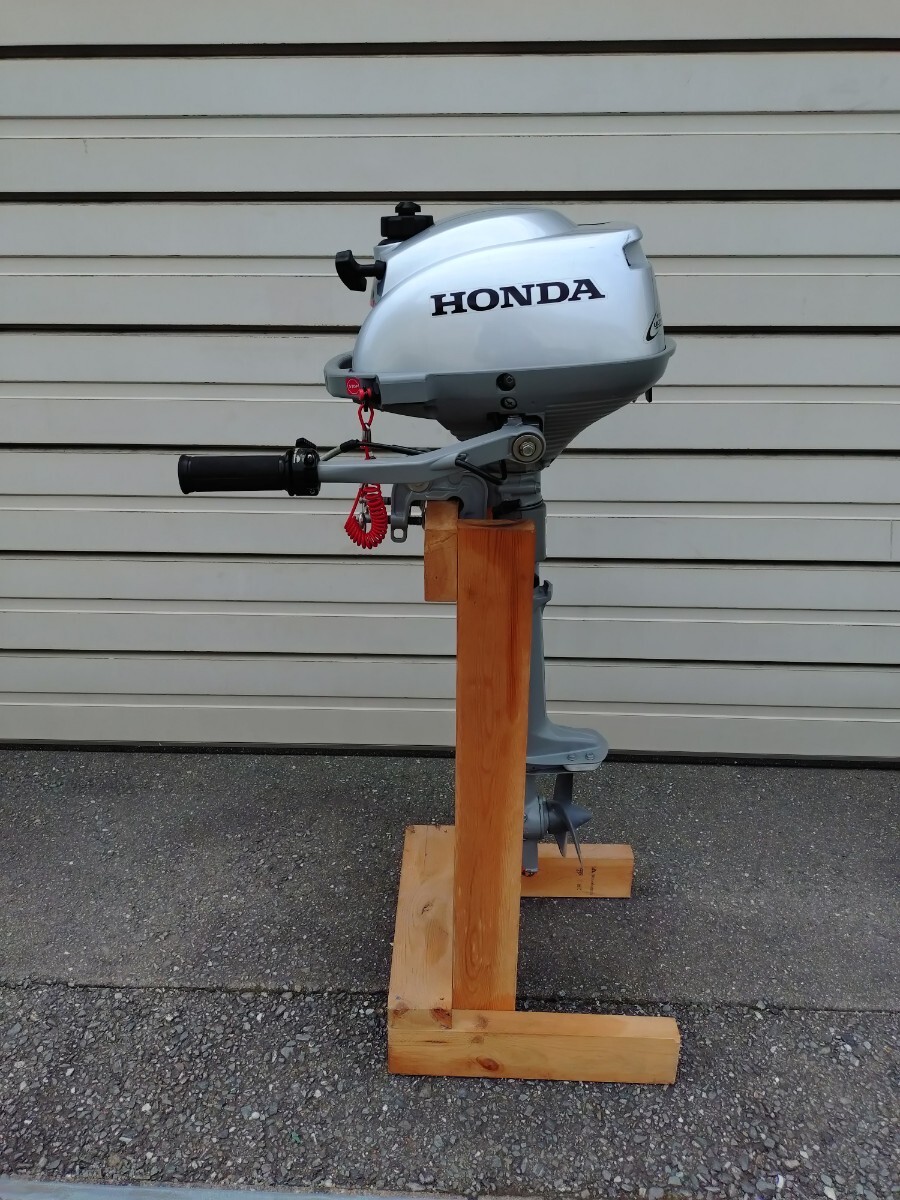 ◆【引取のみ】HONDA ホンダ 小型船舶用船外機 2021年製 BAAC 2馬力 スタンド付き 動作確認済み 小型船 エンジン 中古品◆ Yahoo!オークション -「ホンダ2馬力船外機」の落札相場・落札価格