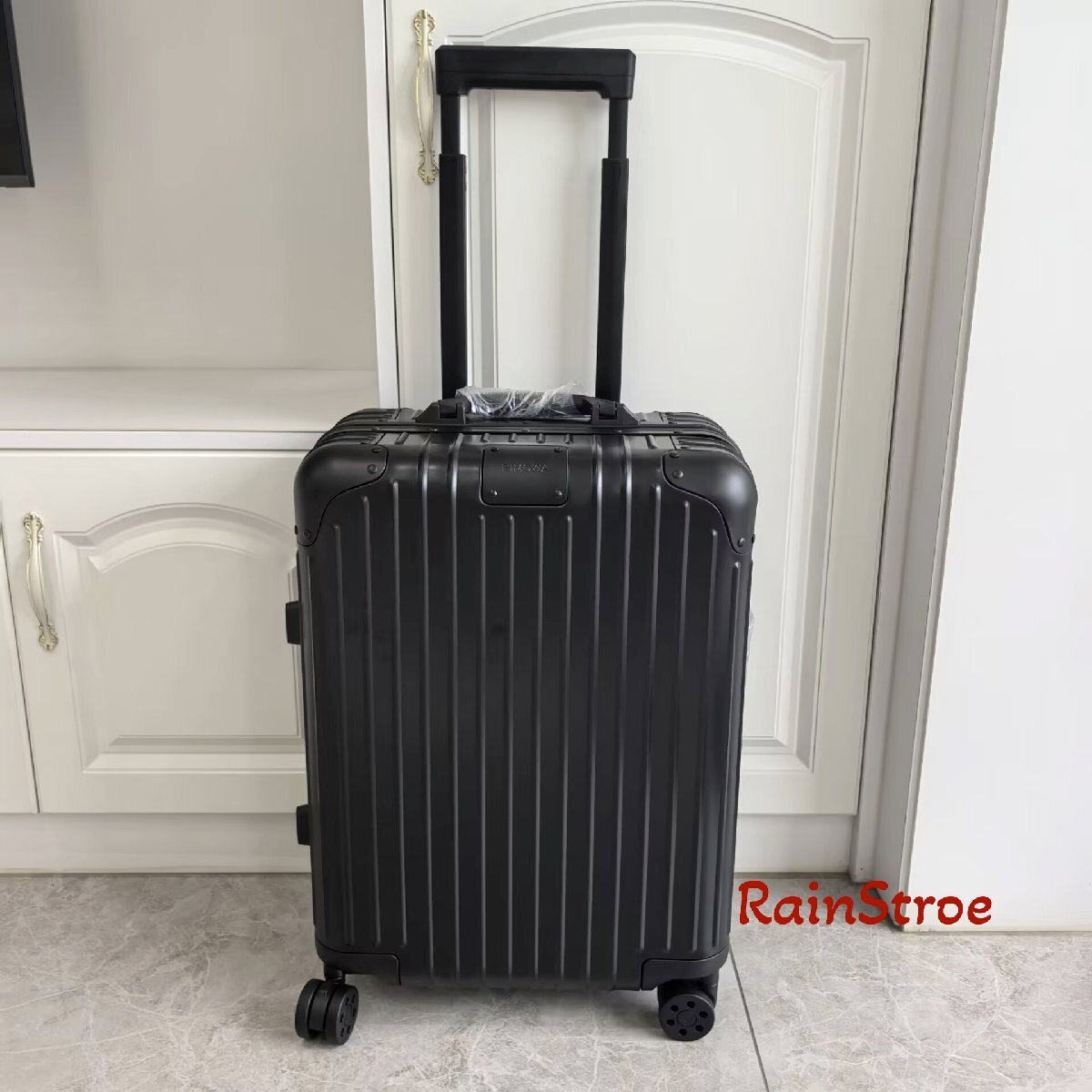 日本初の 2025年最新】Yahoo!オークション -rimowa ブラックの中古品 旅行かばん・小分けバッグ