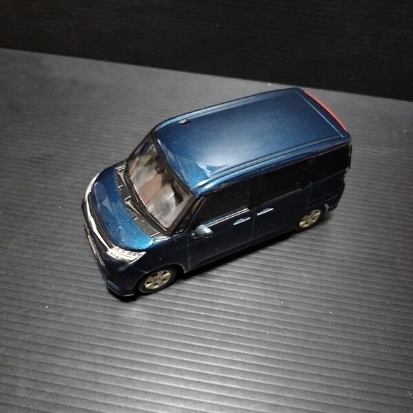 ● カラーサンプル「1/30 TANK」アンテナ破損 TOYOTA タンク ブルー系 メタリック スケールカー ミニカー