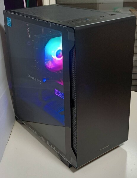 RTX5070ti 新品パーツ構成 ゲーミングPC Ryzen7 9700x メモリ32GB SSD1TB Windows11