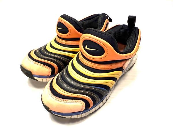 (送料無料)中古品 NIKE ナイキ ダイナモフリーPS キッズ ランニングシューズ☆品番343738 025 ☆21㎝☆カテゴリー女の子ですが男の子でも!