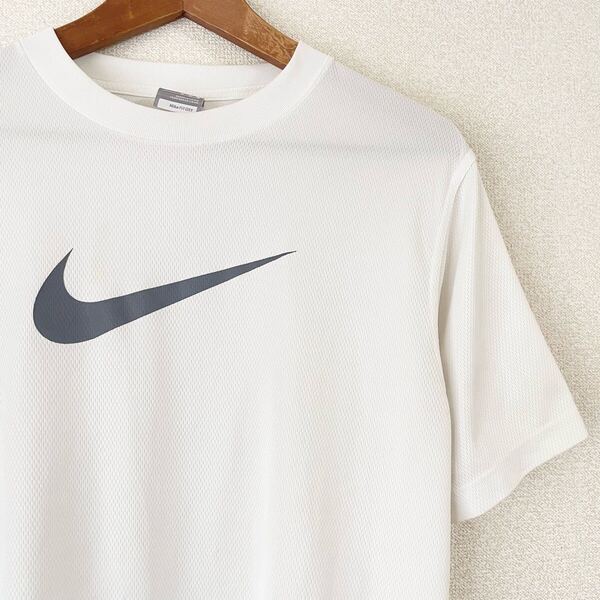 NIKE ナイキ ドライ Tシャツ ホワイト M★00s 90s ヴィンテージ 古着 速乾 通気性 夏 スポーツ ランニング トレーニング 大きめ 半袖