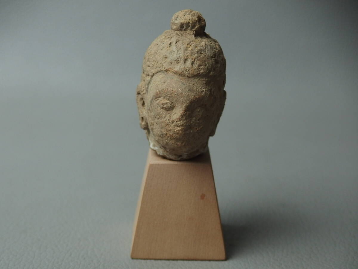 ☆【逸品堂】☆ 中古 仏像の仏頭 置物 焼物 石膏製 色付き