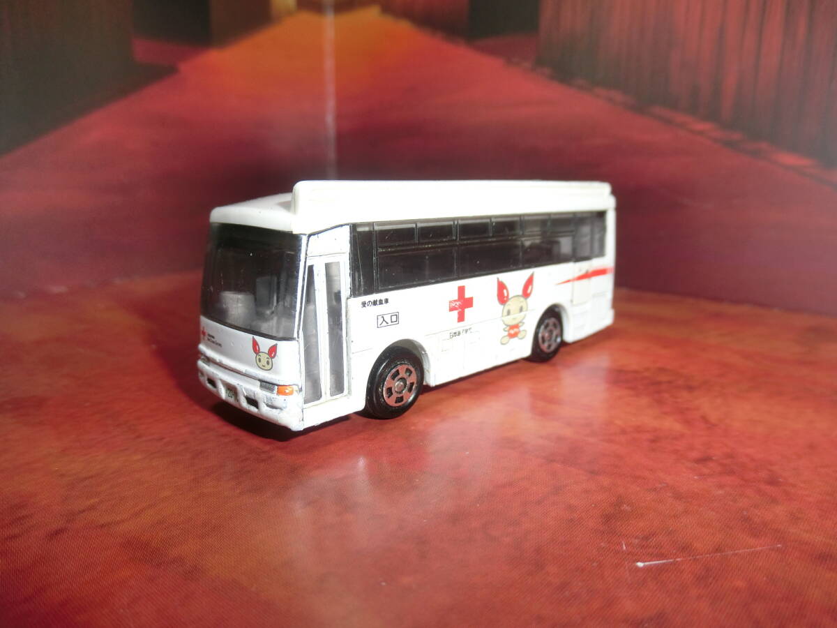 Yahoo!オークション -「トミカ献血バス」(おもちゃ、ゲーム) の