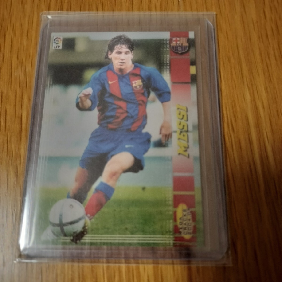 LIONEL MESSI 2004 PANINI MEGA CRACKS #71 ROOKIE RC PSA 6 EX