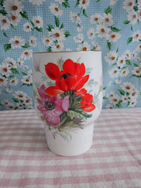 E6 NORITAKE『ノリタケ(日本陶器会社)★金彩 レッドとピンクの花柄模様の花瓶(花入れ)日本製 アラジンランプ刻印』~箱なし