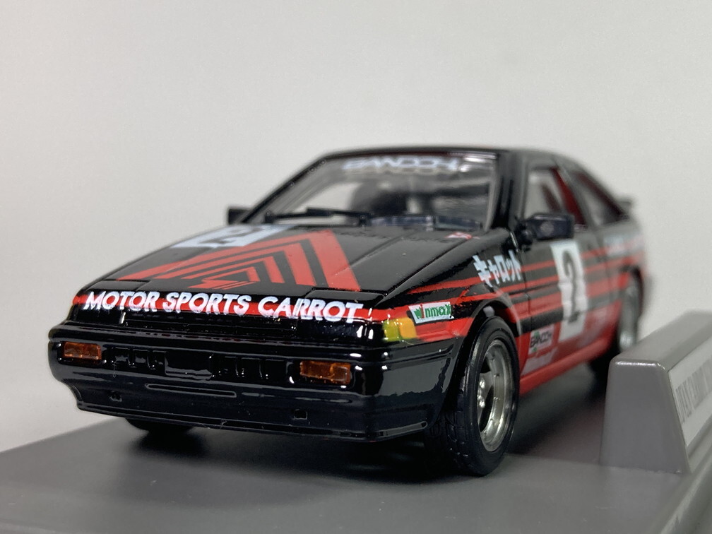 トミカ ADVAN AE86 グループA