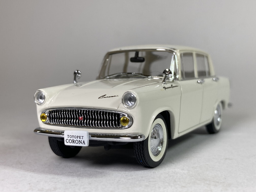 EBBRO トヨペット コロナPT20 (1960) 1/43 トヨタ　ミニカー Amazon | エブロ 677 1/43 1960 トヨペット コロナ PT20 トヨタ