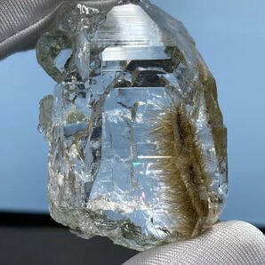 【とても綺麗】インド マニハール産 ヒマラヤ水晶 ルチルクオーツ 約54g 0603