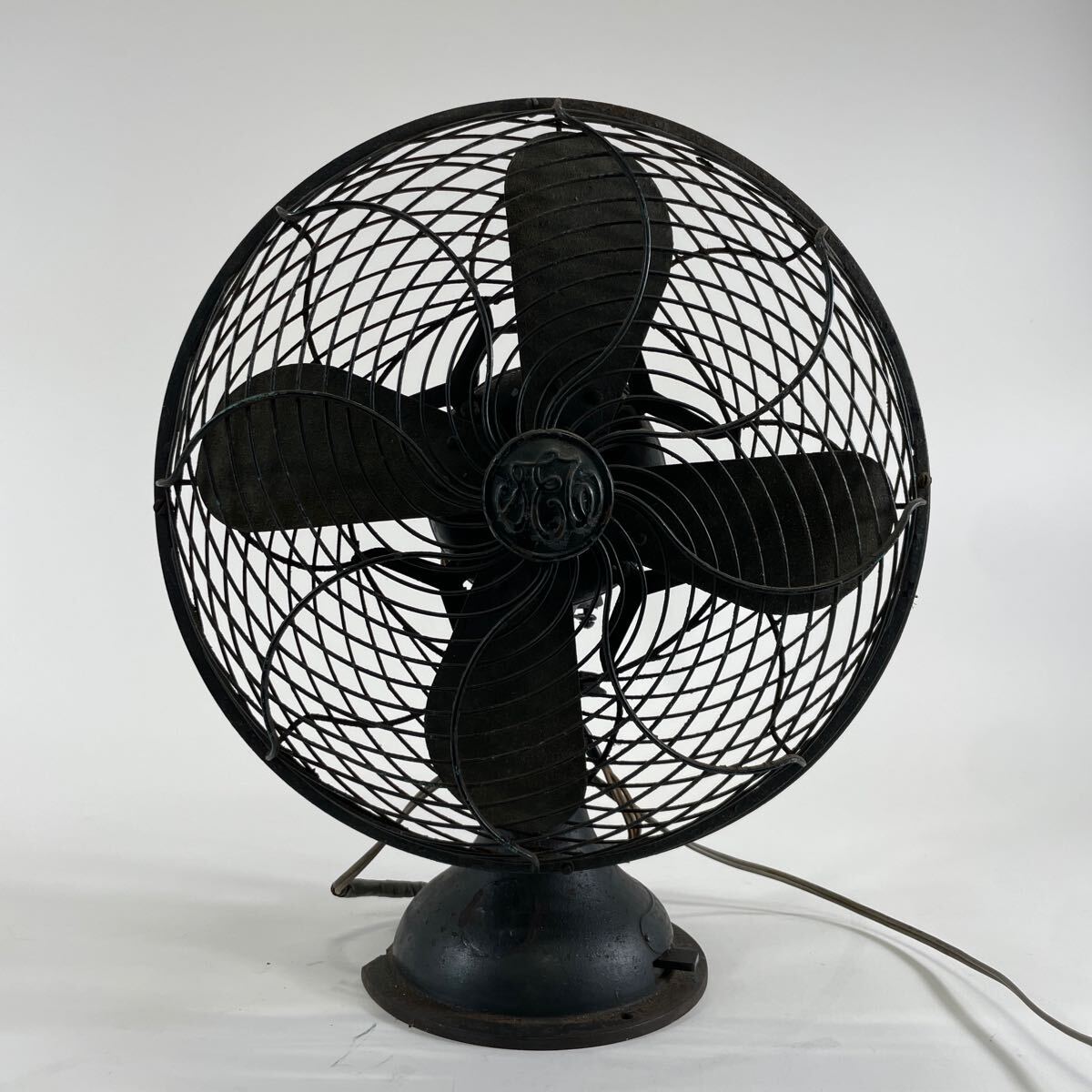芝浦製作所 鉄製 扇風機 レトロ 黒 電源入りますが不動 Yahoo!オークション -「戦前 扇風機」の落札相場・落札価格