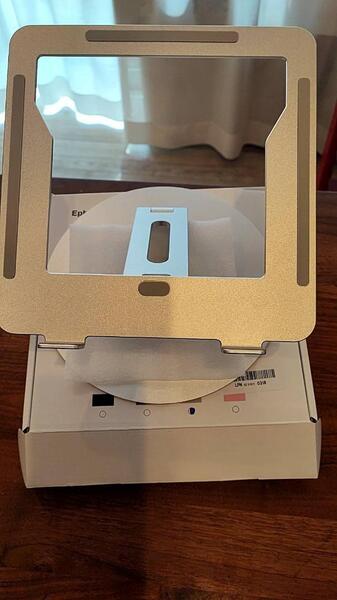 ノートパソコンスタンド 360回転式 タブレットスタンド 滑り止め 姿勢改善 ノ
