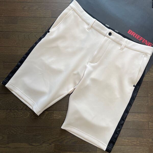 送料無料BRIEFING GOLFブリーフィングMENS SIDE LOGO LINEハーフパンツ撥水性耐摩耗性軽量上質ジャージ弾力性STRETCH Whit(大特価XL)中古品