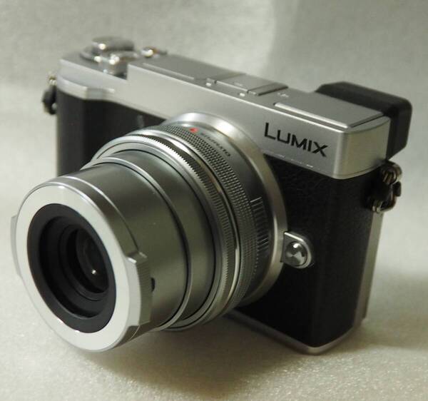 Panasonic ミラーレス一眼カメラ lumix GX7 mark Ⅲ シルバー&OLYMPUS 電動式パンケーキズームレンズのセット