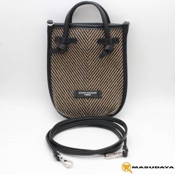 ◆◇【超美品】GIANNI CHIARINI ジャンニキアリーニ マルチェッラ スマホ ショルダーバッグ◇◆