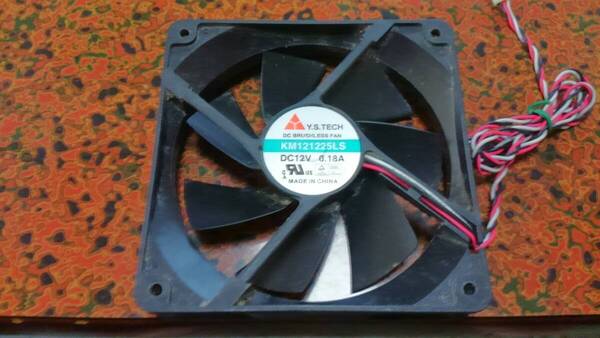 ケースファン 12cm Y.S.TECH DC12V 0.18A 3pin
