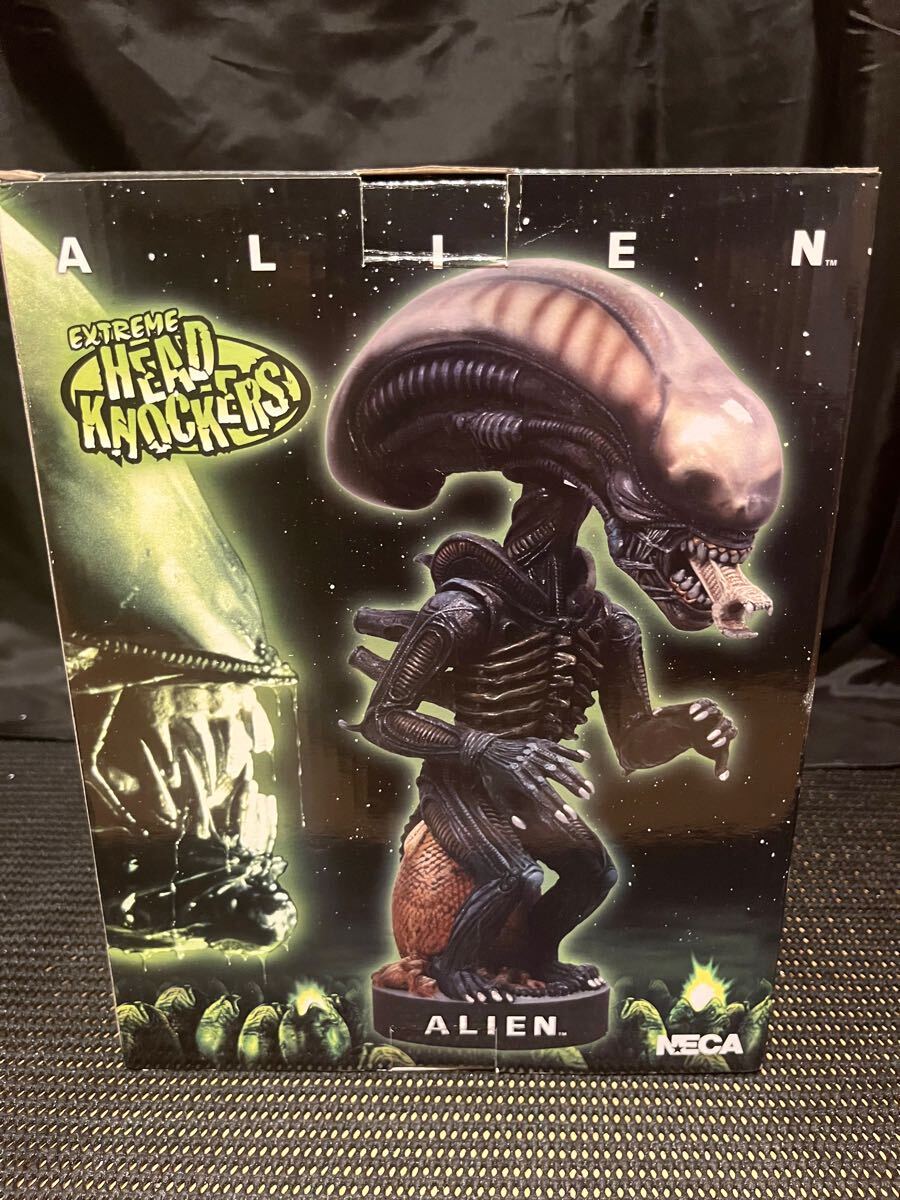 ASTRO ZOMBIES | NECA ALIEN 7インチアクションフィギュア