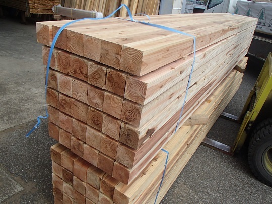 5-175-96【96本まとめ売り】 杉スギ バタ角 三寸角 椙すぎ 土木建築資