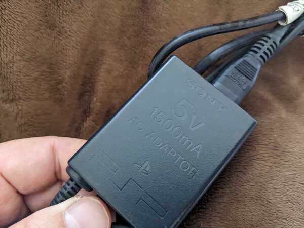 【送料無料】SONY純正 PSP充電器 PSP-380 ACアダプター