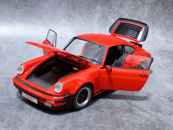AUTOart オートアート 1/18 Porsche ポルシェ 911 3.3 ターボ GUARDSRED レッド 930